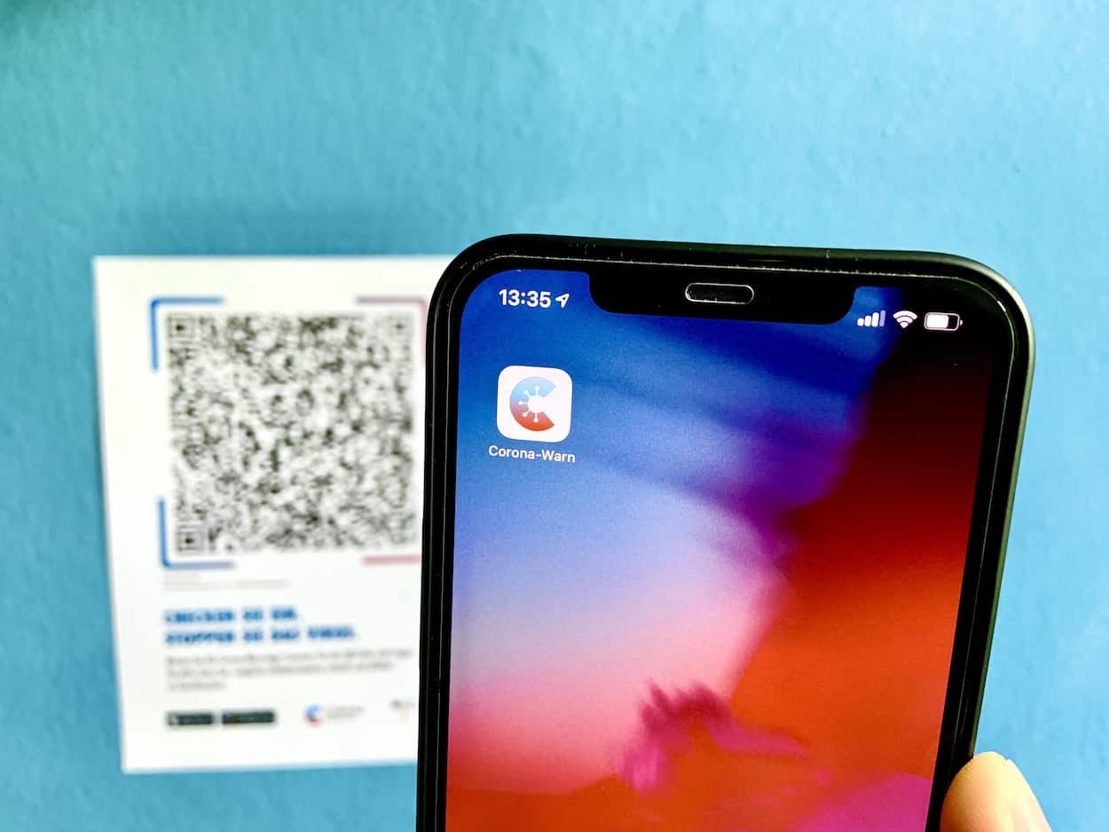 Corona Warn App öffnen.